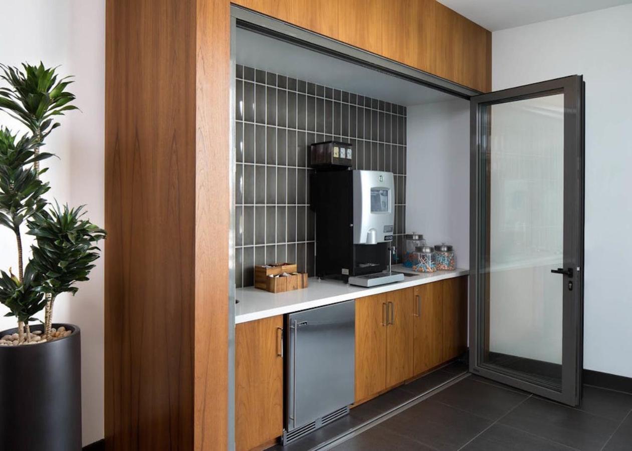 Kasa Anaheim Orange County Aparthotel Bagian luar foto
